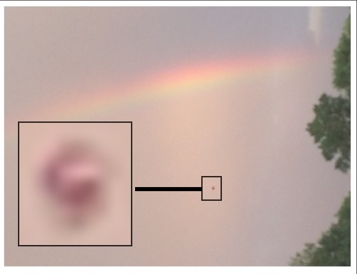 UFO Image With Enlargement Insert