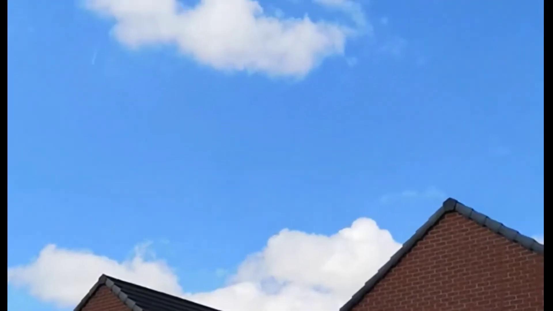 21-02-2020 Weird object flying over Walkden. Manchester.UK