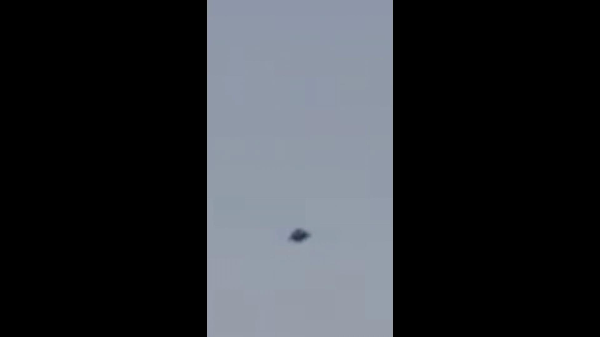Zoomed July 2019 dark UFO hovering over Niterói Southeast Brazil